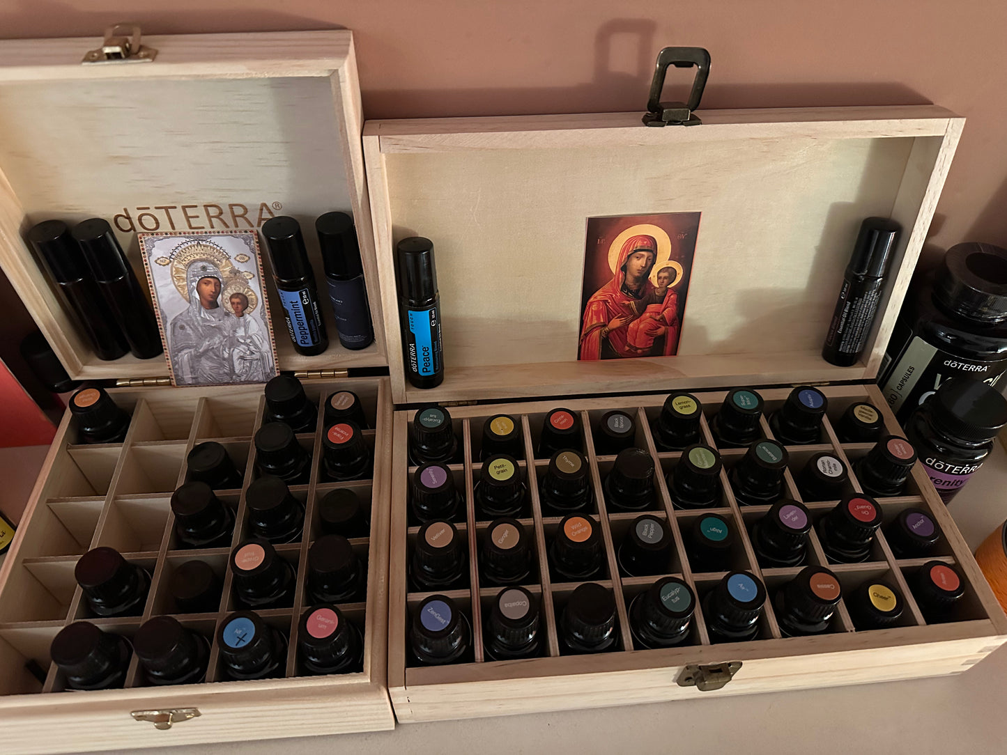 💫Test Emoțional Doterra: Peste 80 de Uleiuri pentru a-ți Găsi Echilibrul. Blend Cadou la Prima Comandă (Română, Germanā, Engleză)